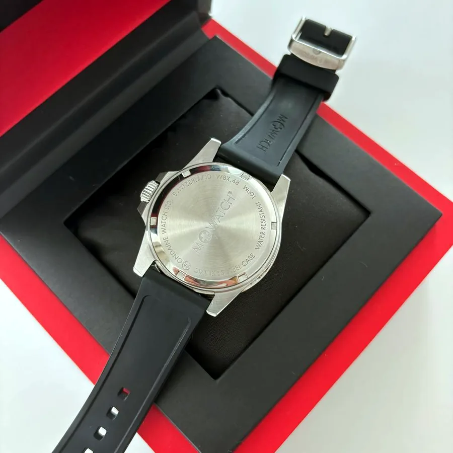 Швейцарские часы M+WATCH и Jacques du Manoir