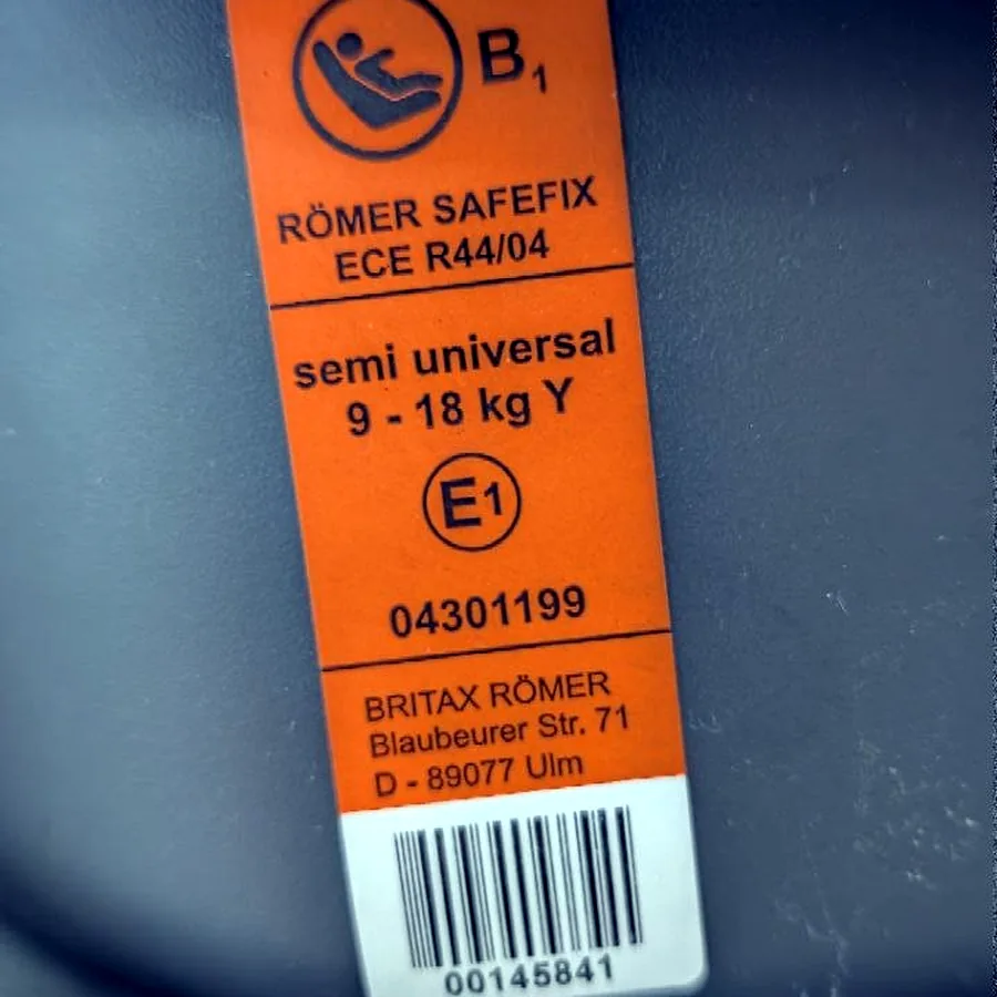 Автокресло Britax Römer Safefix Plus, 9-18 кг