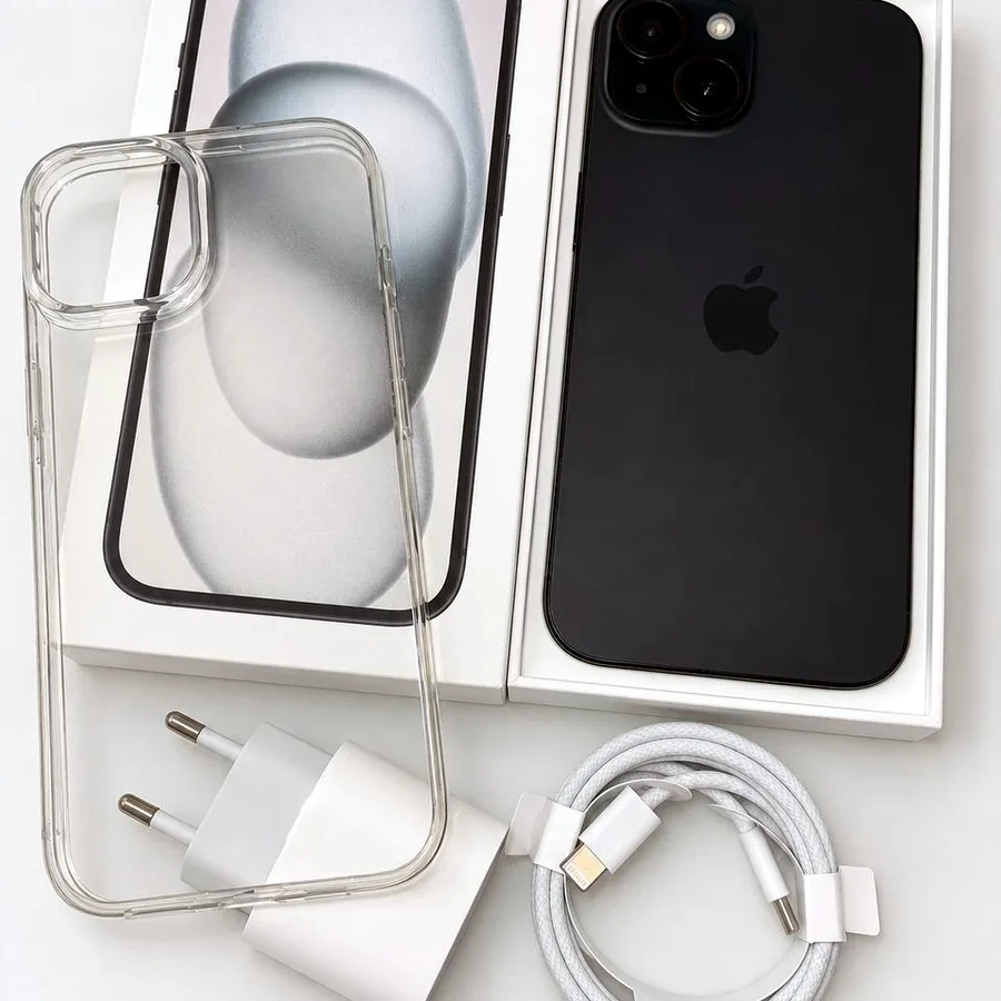 iPhone 15, 128 GB, Midnight, идеальное состояние