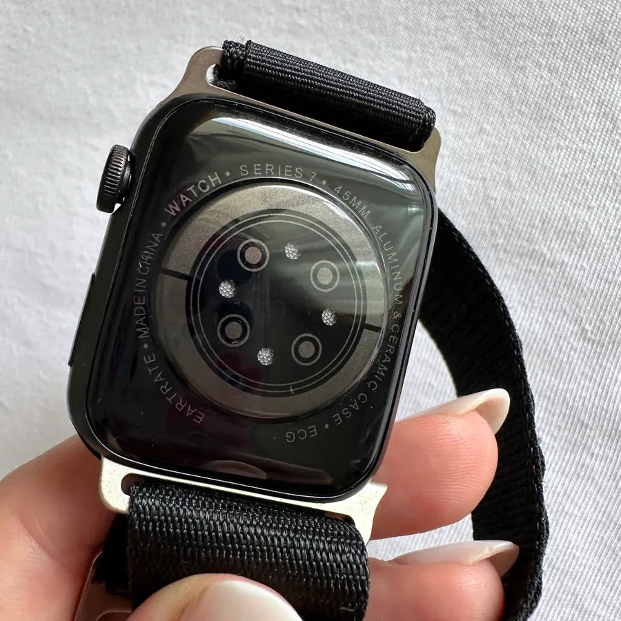 Apple Watch Series 7, 45 мм, 3 ремешка
