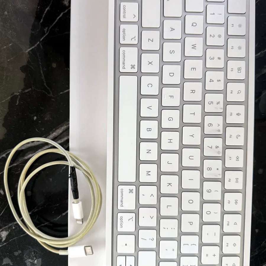 Клавиатура Apple Magic Keyboard белая