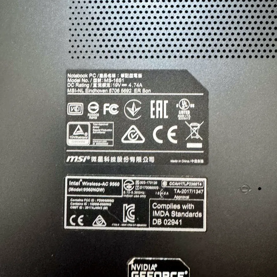 Ноутбук MSI игровой на запчасти
