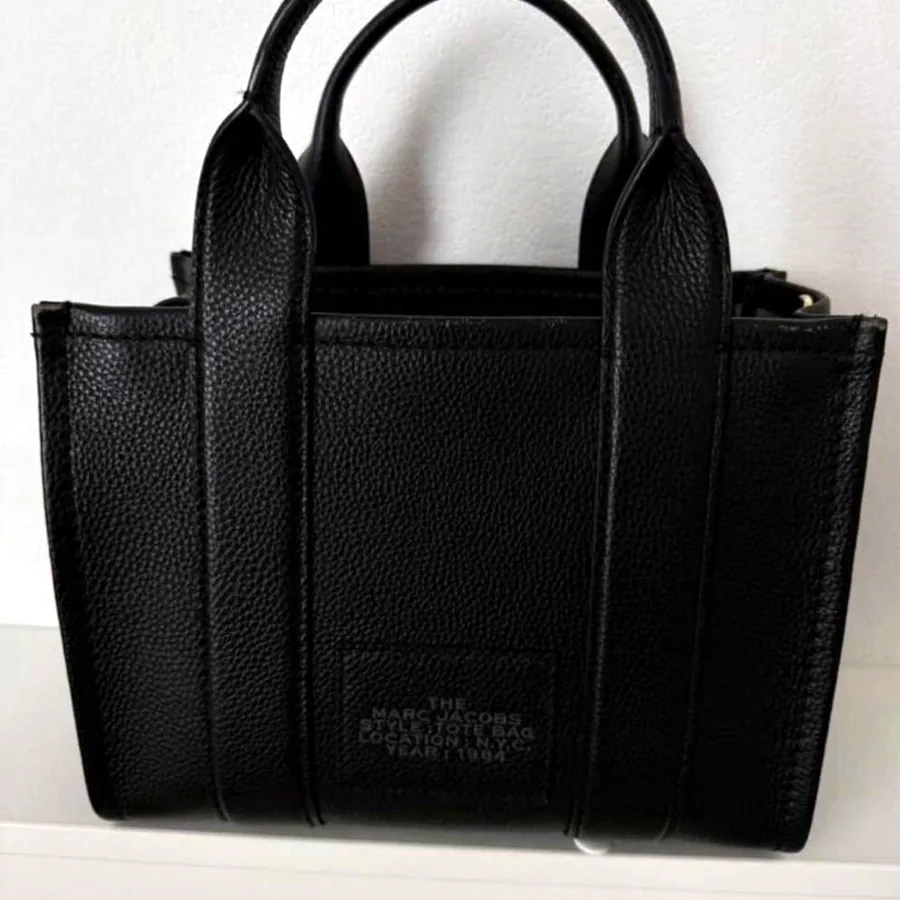 Сумка Marc Jacobs The Tote Bag Medium, оригинал