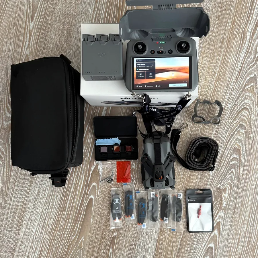 DJI Mini 5 Pro Fly More Combo Plus RC 2, как новый