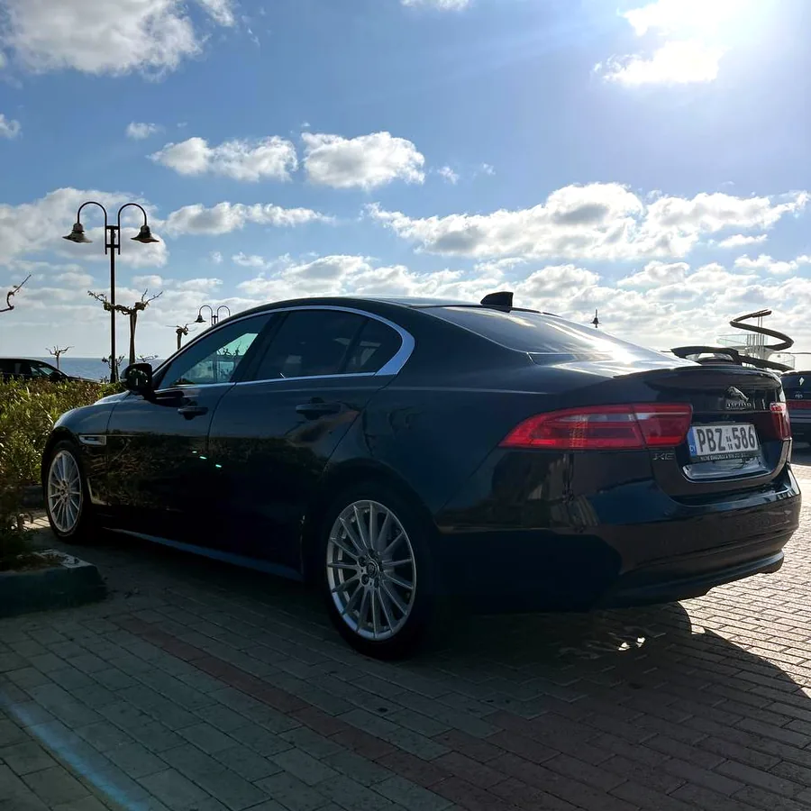 Jaguar XE 2.0d, пробег 160 000 км