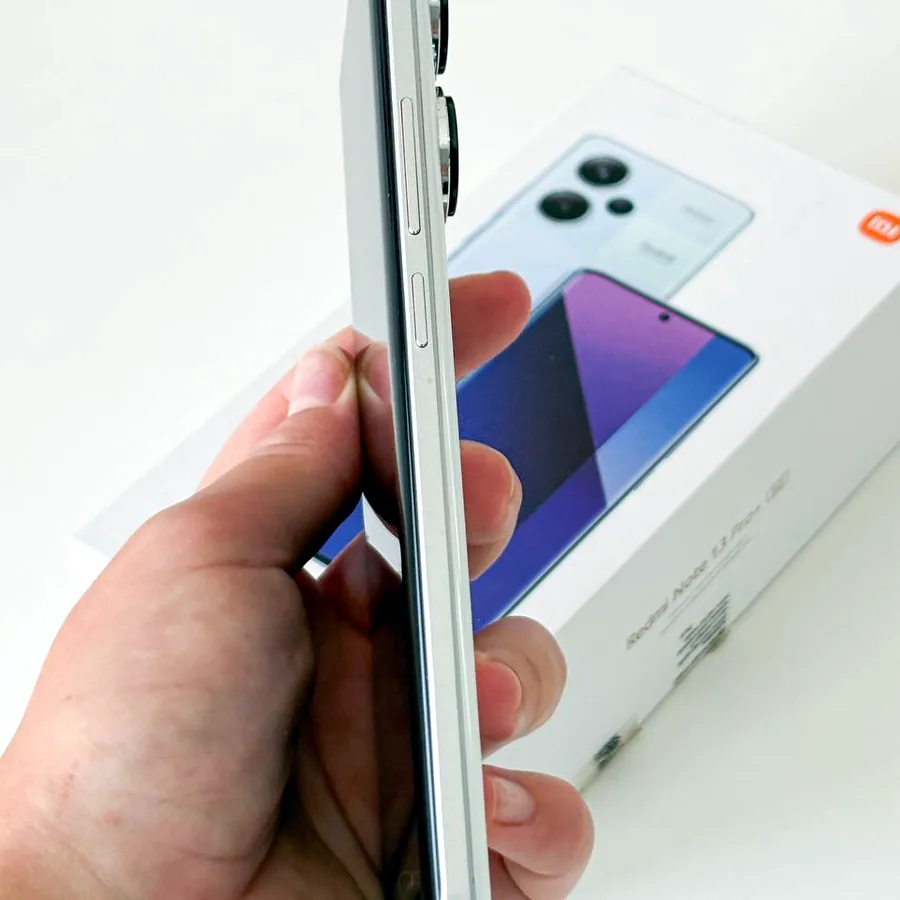 Xiaomi Redmi Note 13 Pro+ 5G, 8/256 GB, отличное состояние