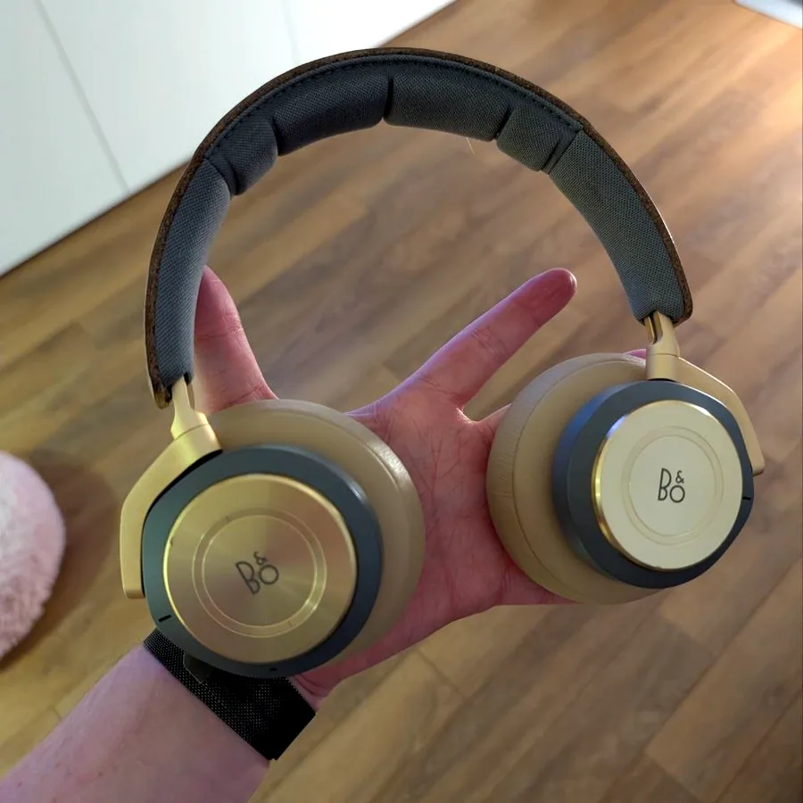 Bang & Olufsen Beoplay H9 3rd Gen, отличное состояние