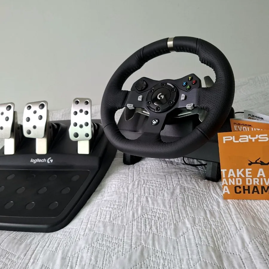 Игровой руль Logitech G920 Driving Force