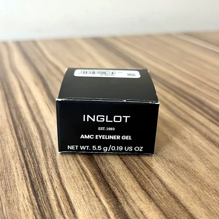 Подводка гелевая INGLOT 77 чёрная