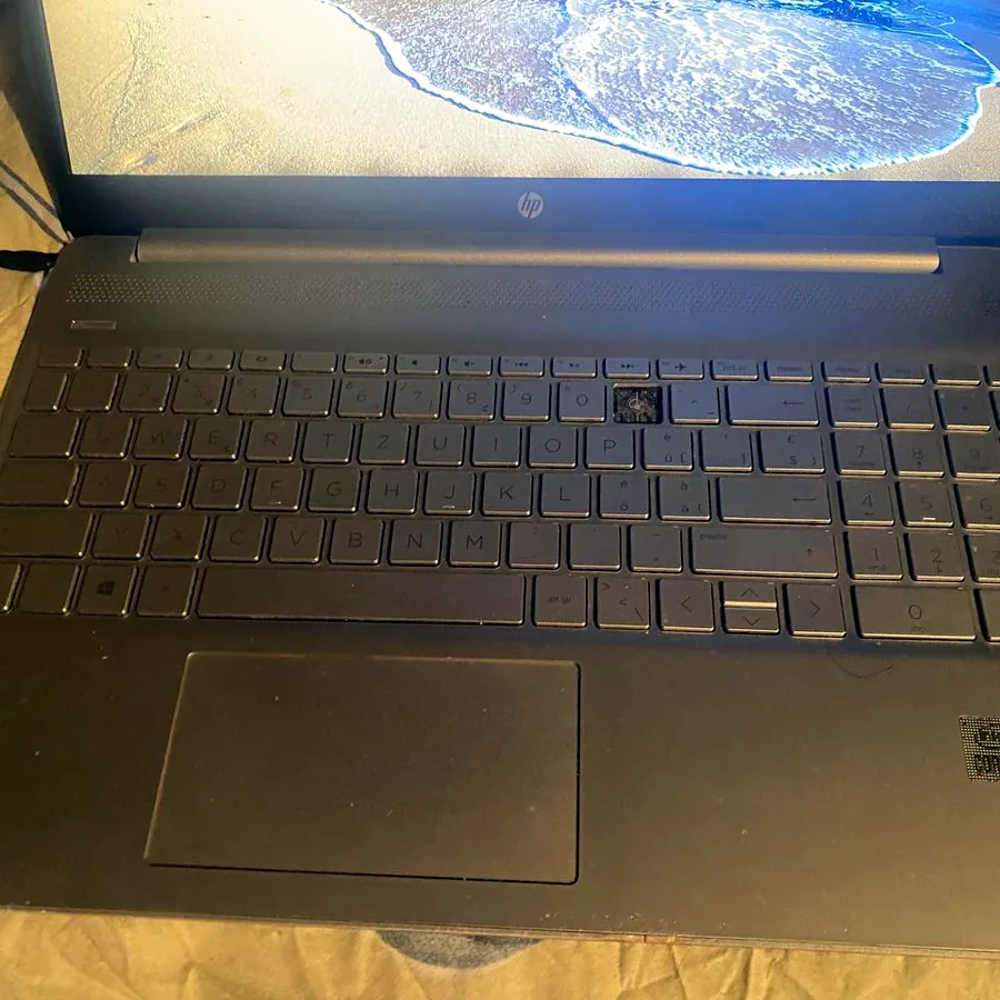 Ноутбук HP 15s, Intel Core i3, 8 ГБ, 256 ГБ SSD
