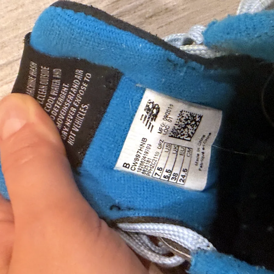 кроссовки new balance оригинал из США 38