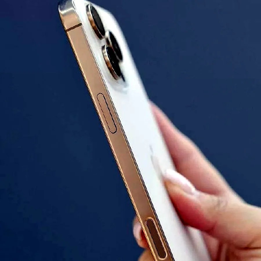 iPhone 16 Pro Max, 256 ГБ, батарея 87%