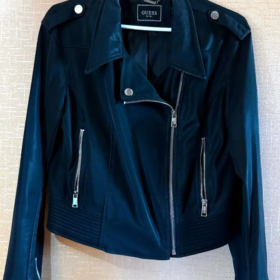Куртка Guess оригинал, размер S