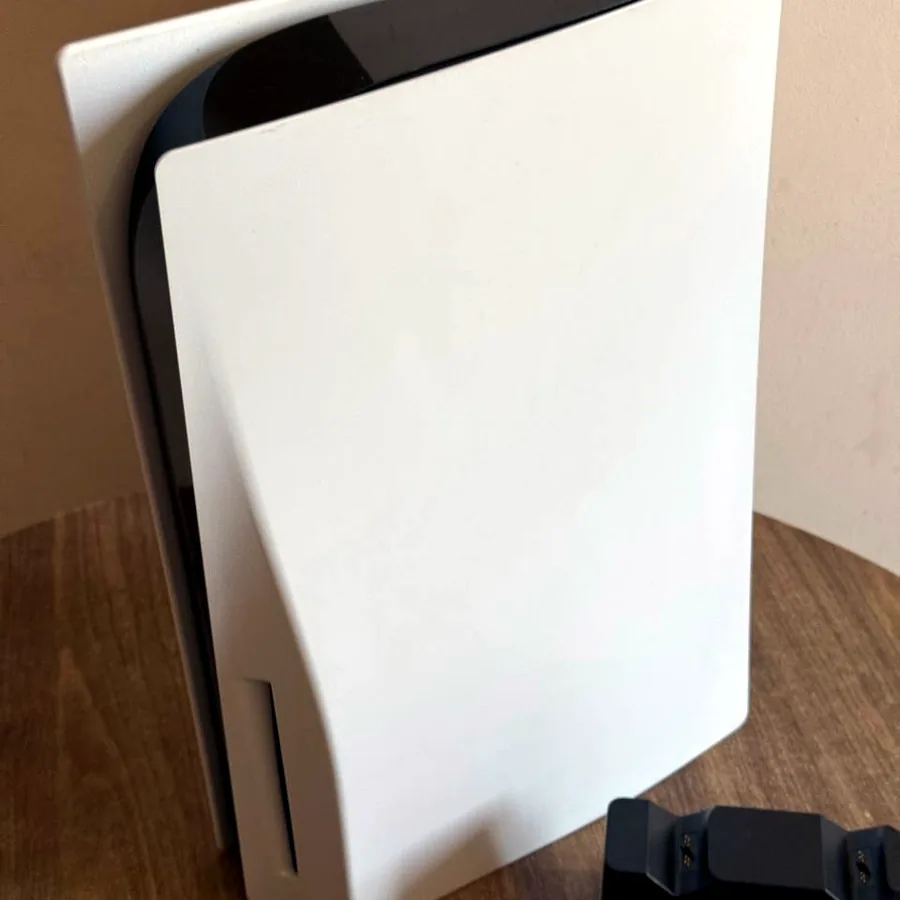 PlayStation 5 с дисководом, отличное состояние