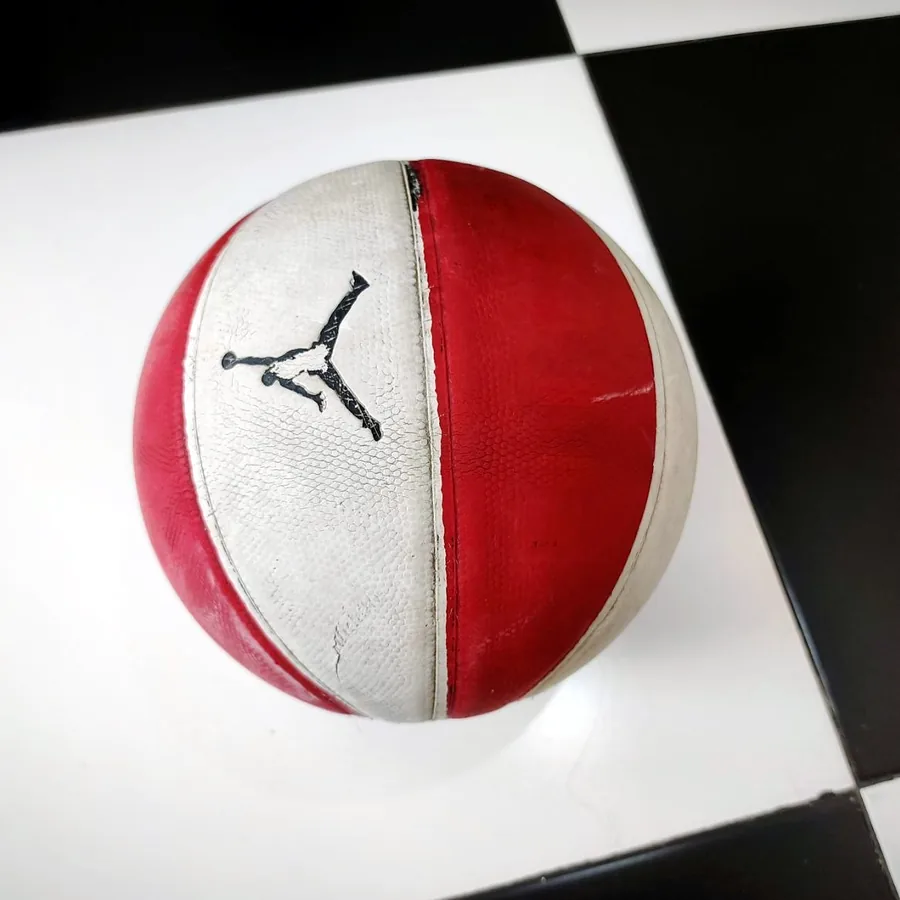 Баскетбольный мяч Jordan оригинальный