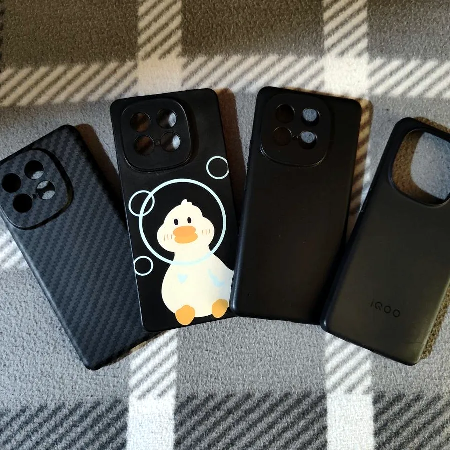 VIVO iQOO Neo 10, 12/256 ГБ, состояние идеальное