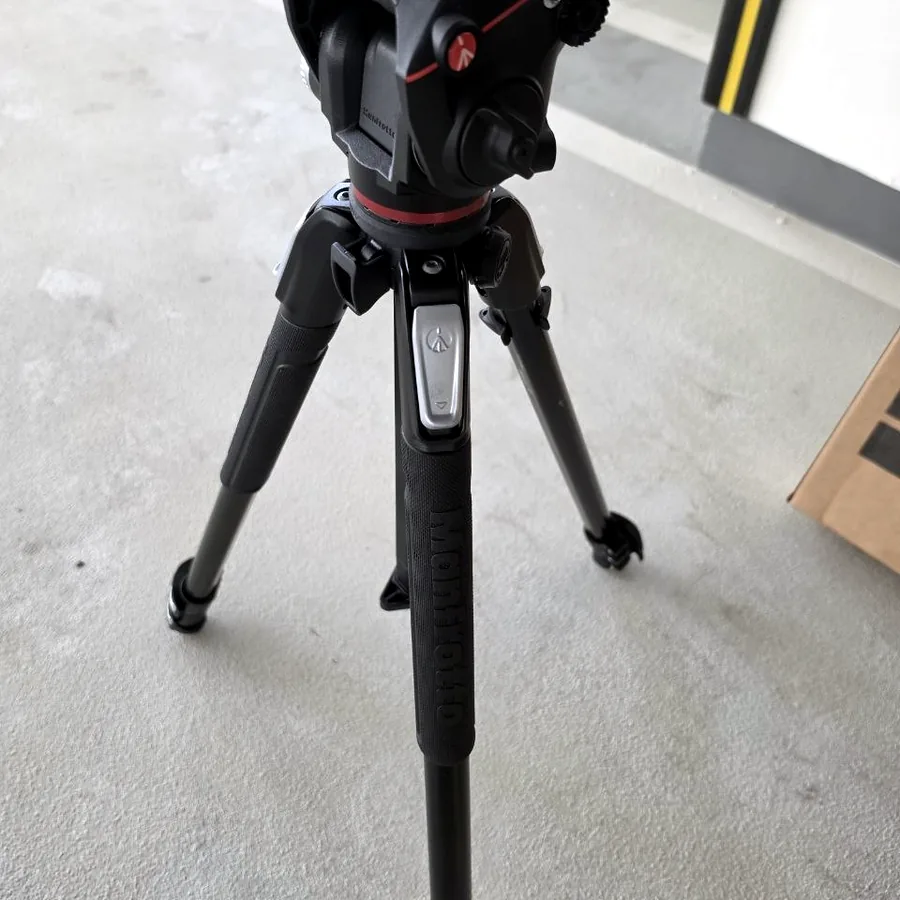 Штатив Manfrotto 190X ALU 3 SEC с головкой