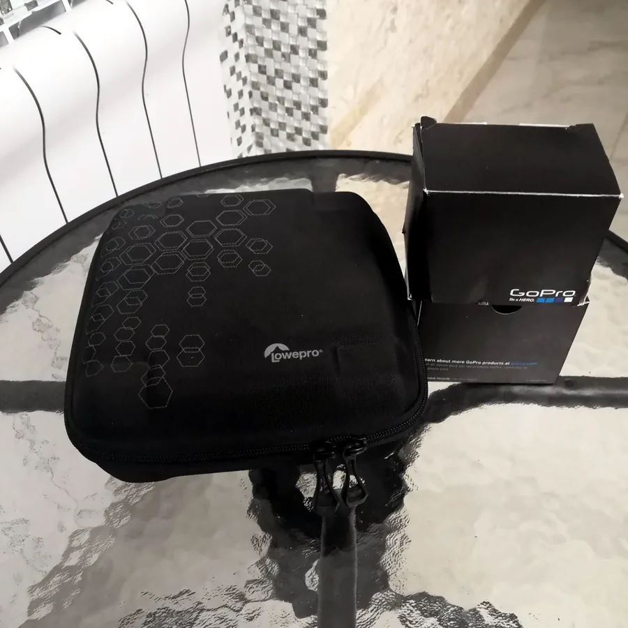 GoPro Hero 4 Silver с аксессуарами