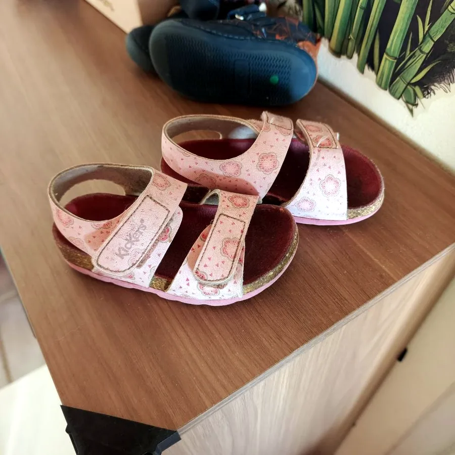 Сандали Kickers, размер 23