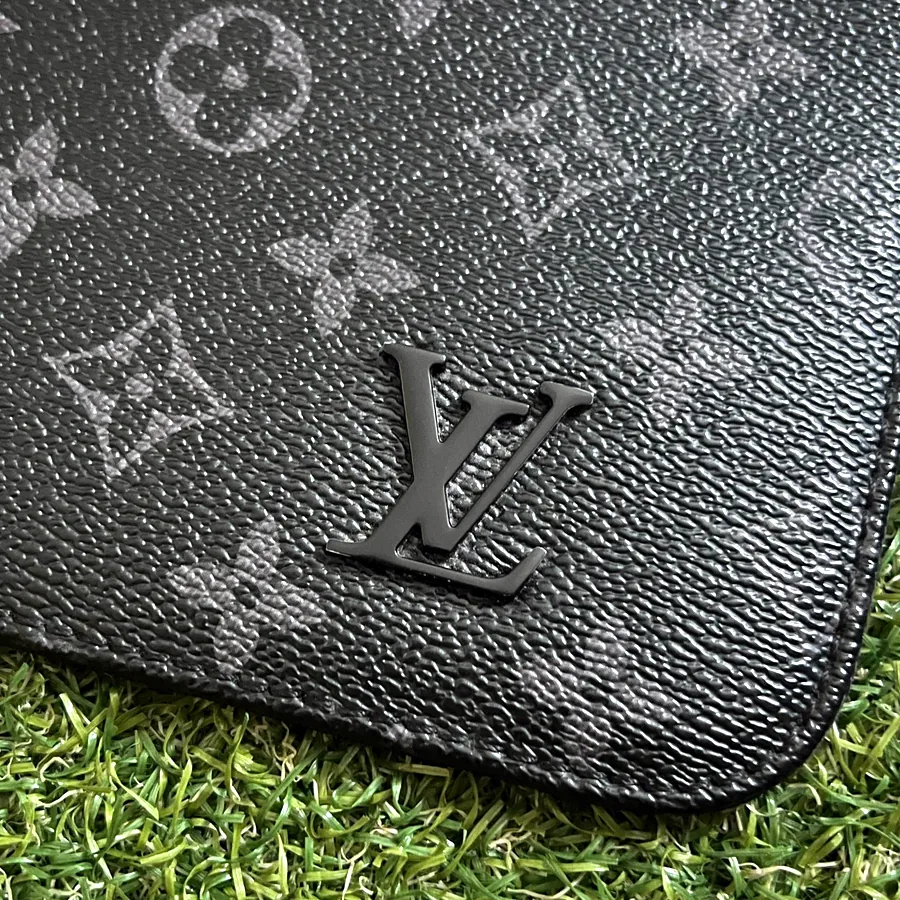 Сумка Louis Vuitton District PM Monogram, оригинал