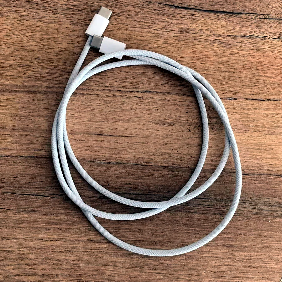 Кабель Apple USB-C, 1 м, оригинальный