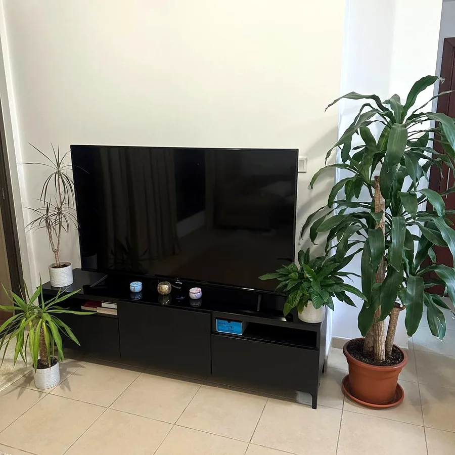 TV stand Ikea, 180 см