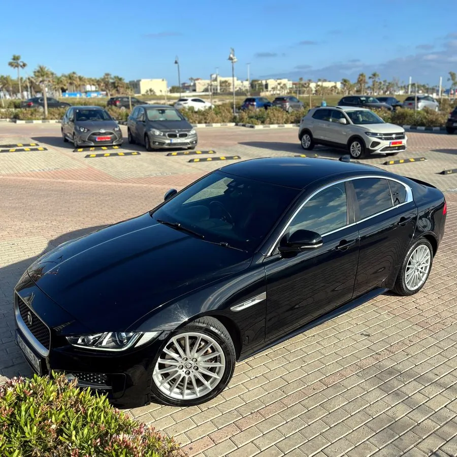 Jaguar XE 2.0d, пробег 160 000 км
