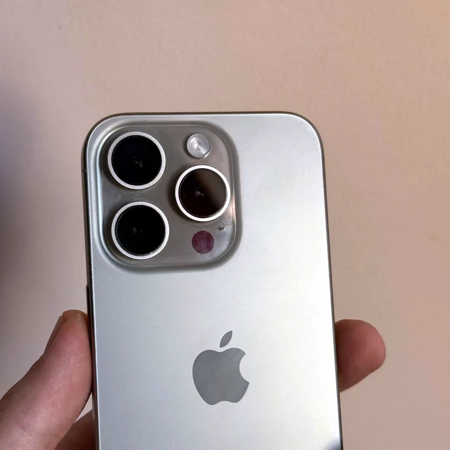 iPhone 15 Pro 256GB, отличное состояние