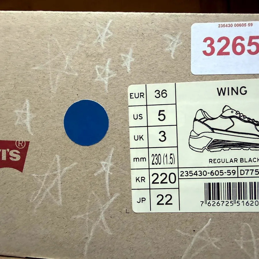 Женские кроссовки Levi's Wing D7750, размер 36
