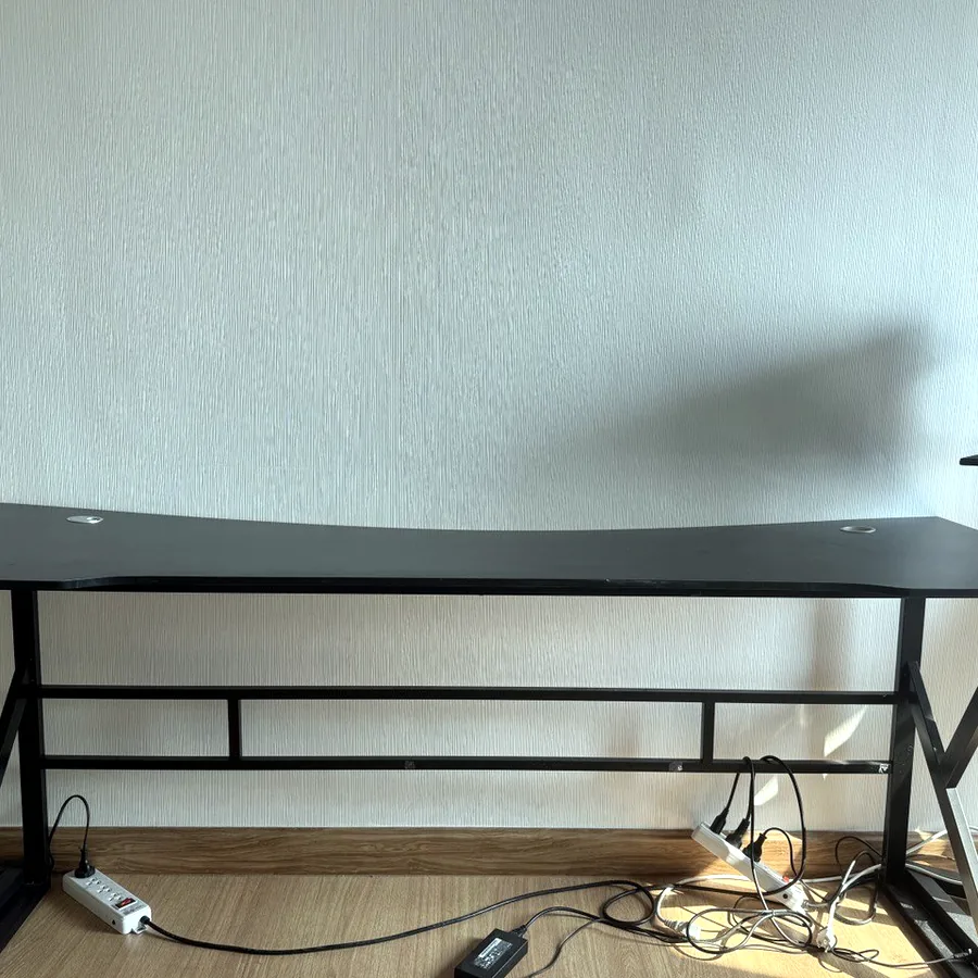 Стол компьютерный 180x60x74 см