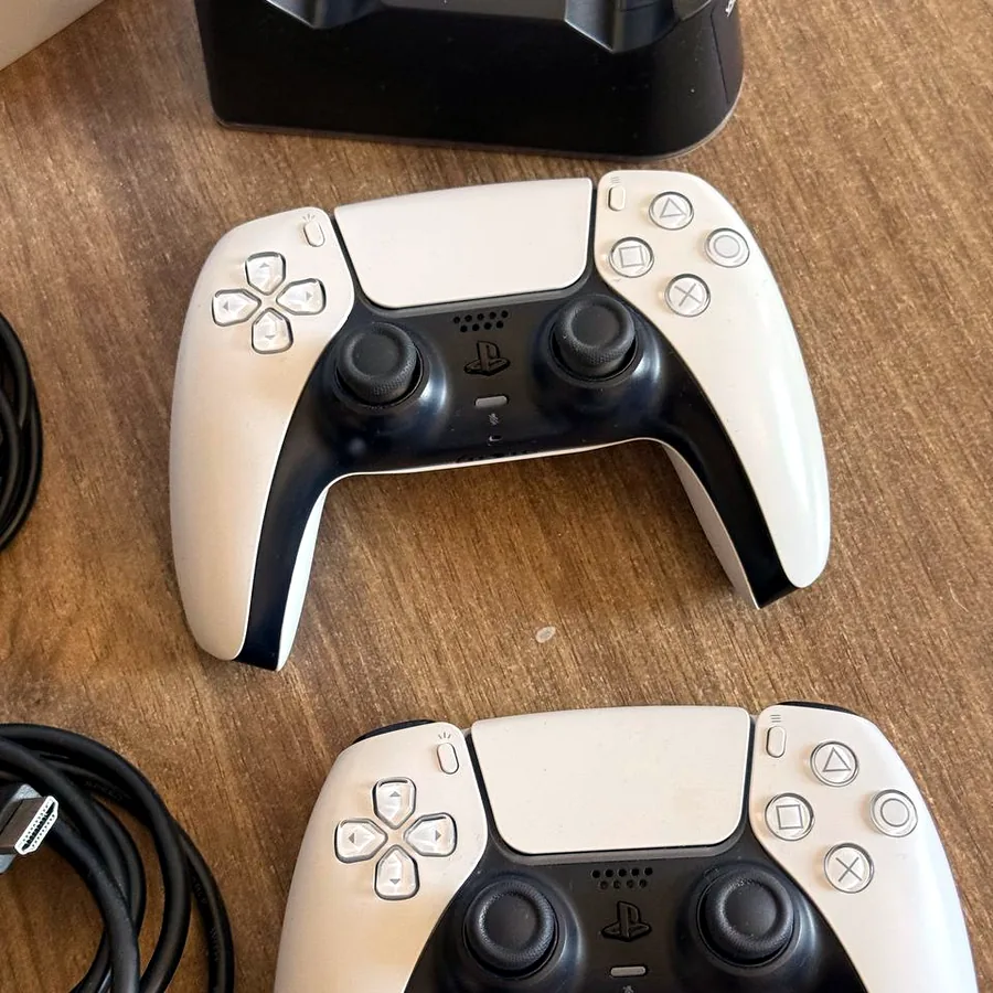 PlayStation 5 с дисководом, отличное состояние