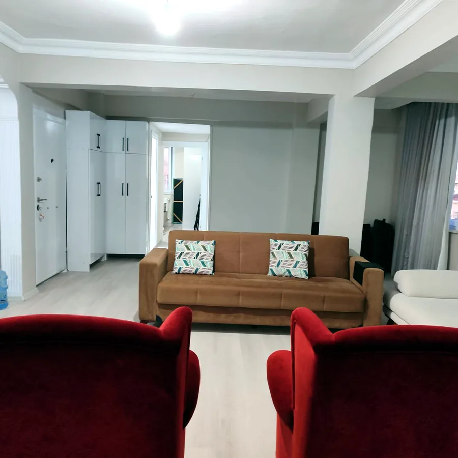 Комната для девушки в Стамбуле, Бюйюкчекмедже