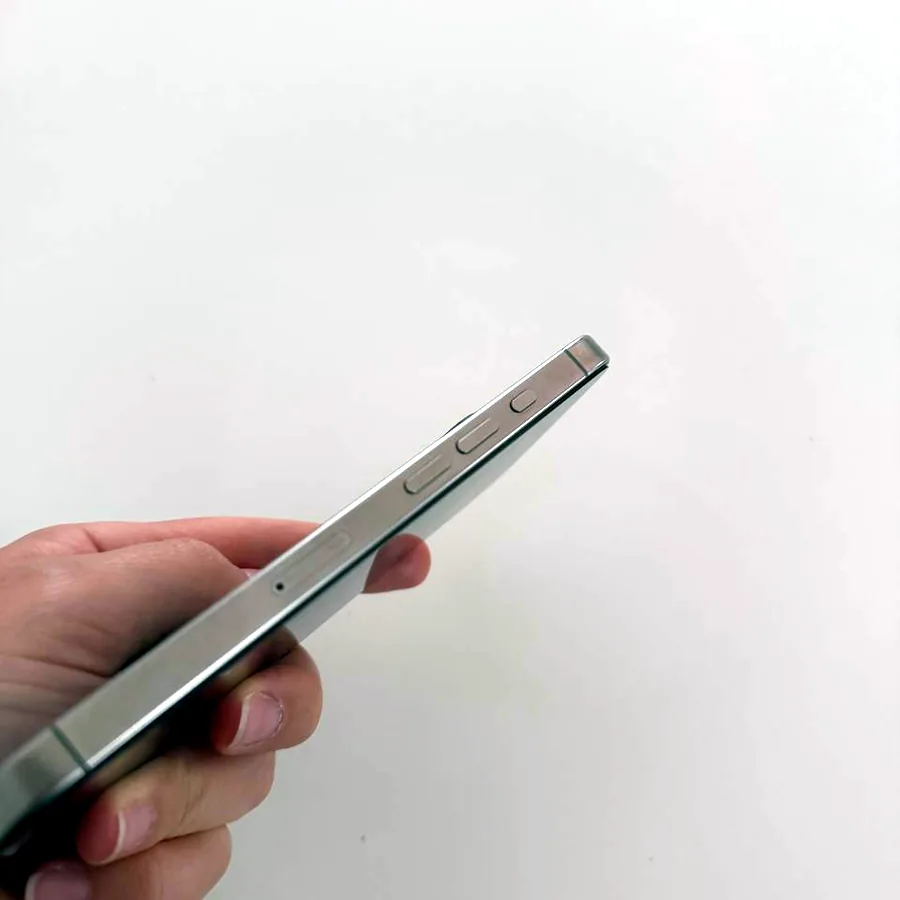 iPhone 16 Pro, 512 GB, турецкая версия