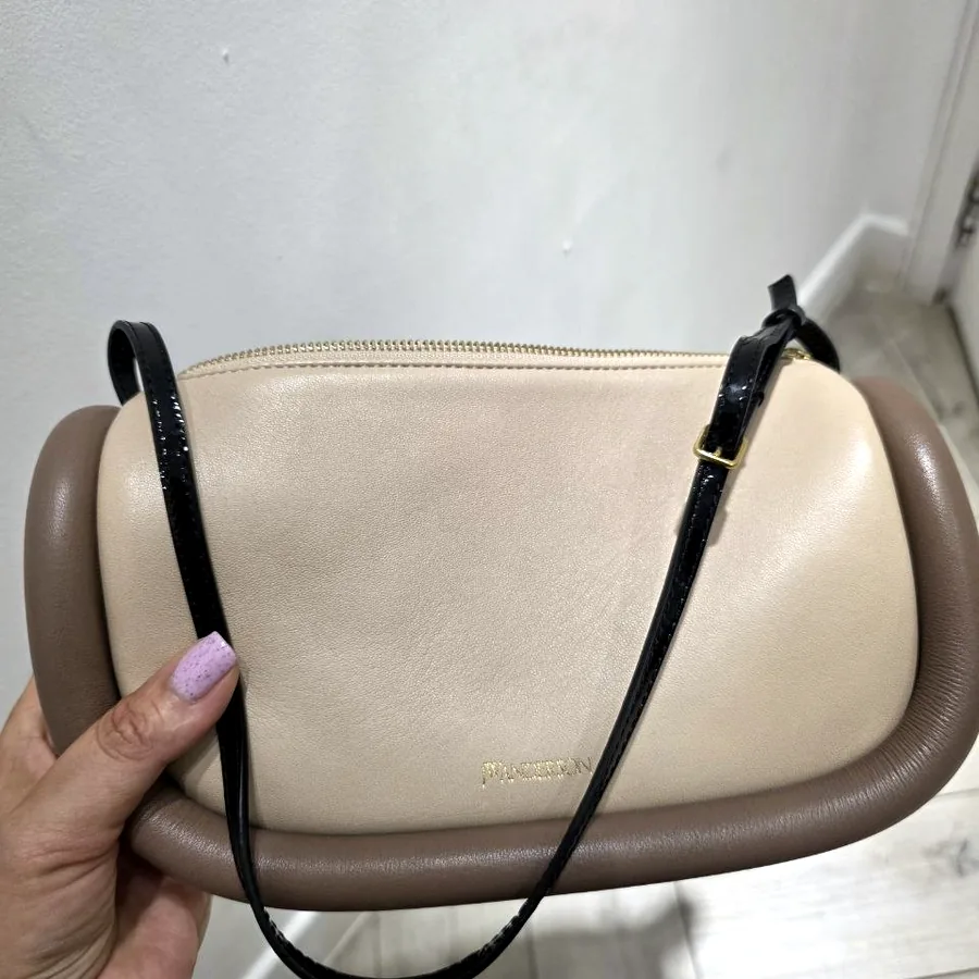 Сумка JW Anderson Bumper Bag, кожа ягнёнка