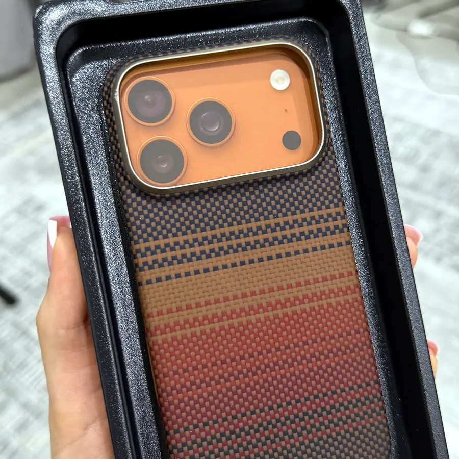 Чехол Pitaka из кевлара для iPhone 17 Pro
