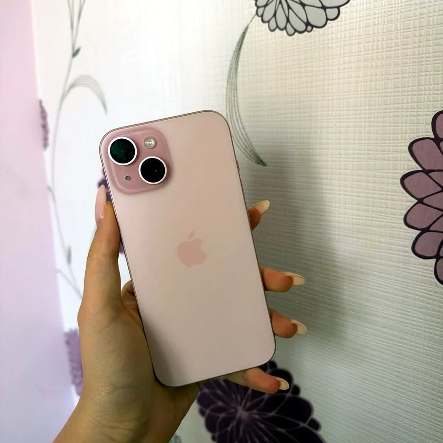 iPhone 15, 128 GB, состояние б/у