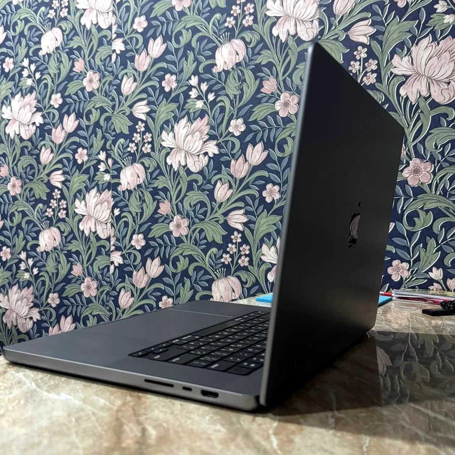 MacBook Pro 16 (2021) M1 Pro, Space Gray