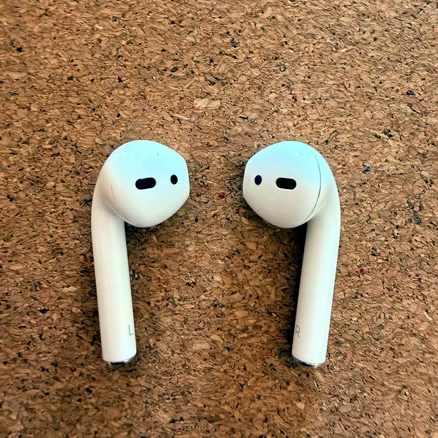 AirPods 2, работают исправно