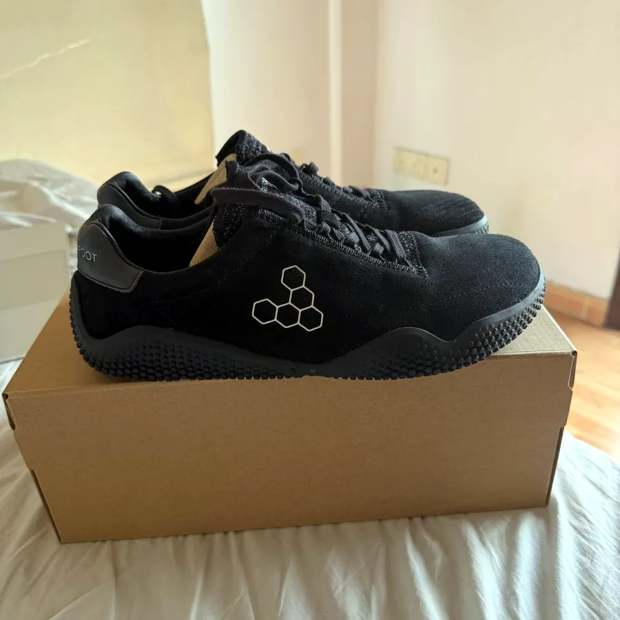 Кроссовки Vivobarefoot, размер 42, новые