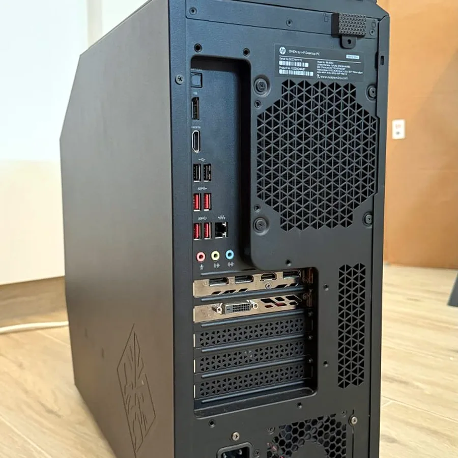 HP OMEN 880 Gaming PC, i7-7700K, GTX 1080