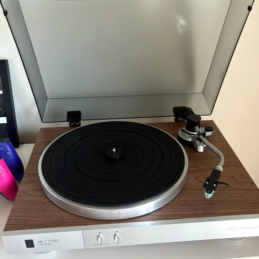 Проигрыватель JBL TT350 Turntable, новый