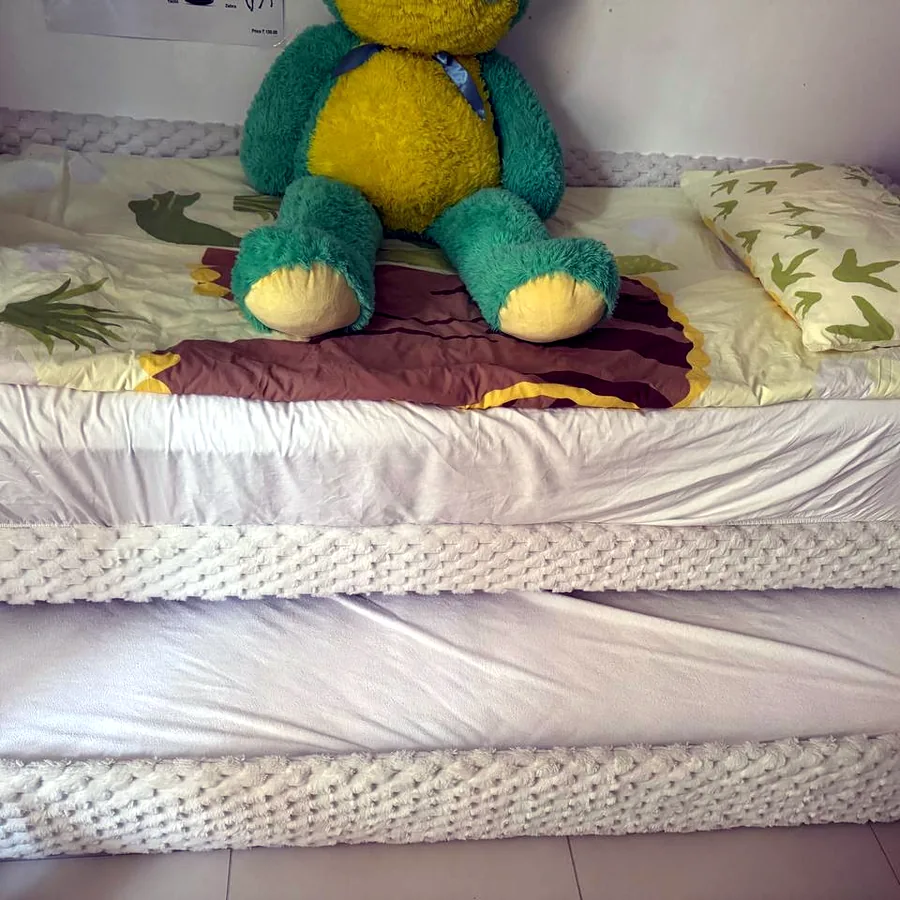 Day bed с матрасами, почти новый
