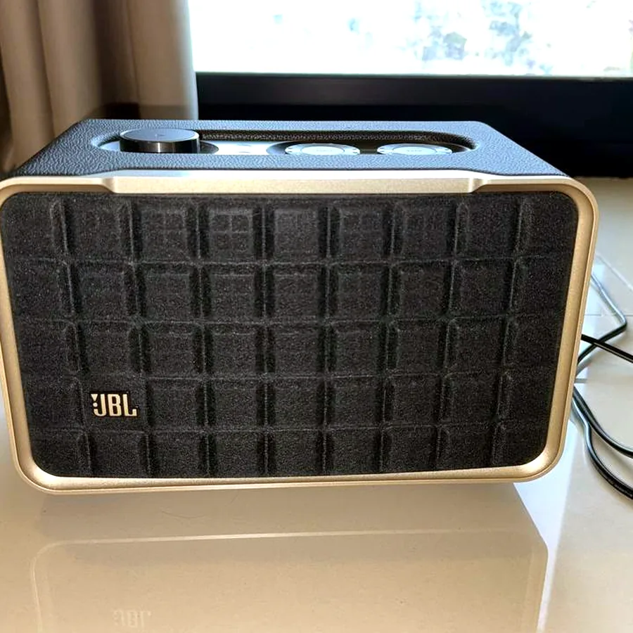 Колонка JBL 200