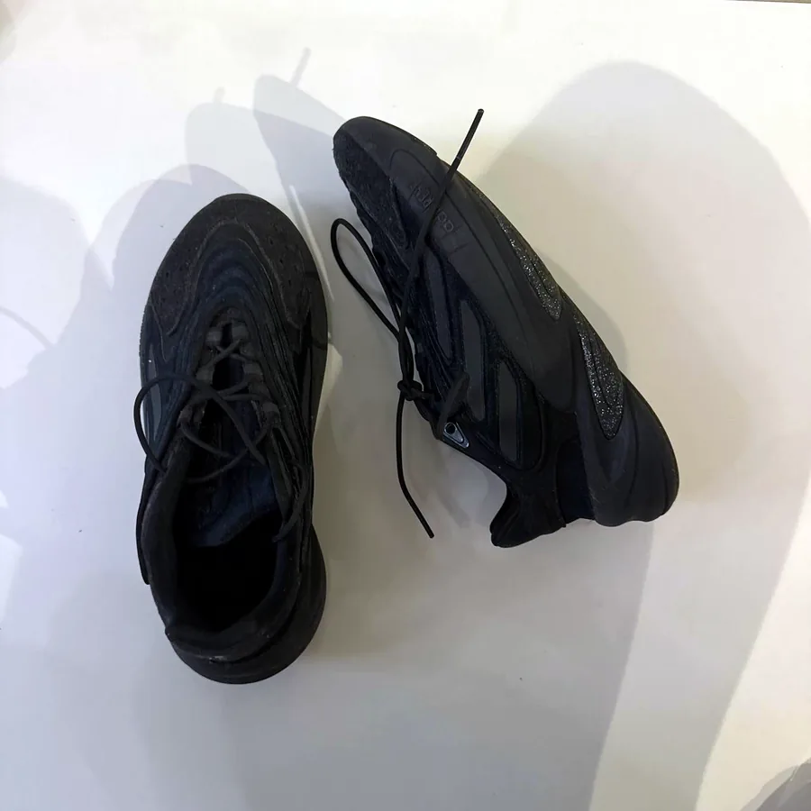 Кроссовки женские Adidas, размер 38