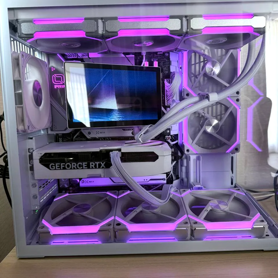 Игровой компьютер с монитором, RTX 5070