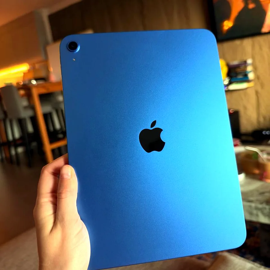 iPad 11-го поколения, 128 ГБ, 2025 года