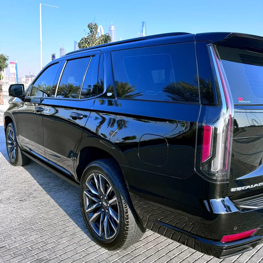 Cadillac Escalade Sport Platinum 2023, пробег 87 000 км
