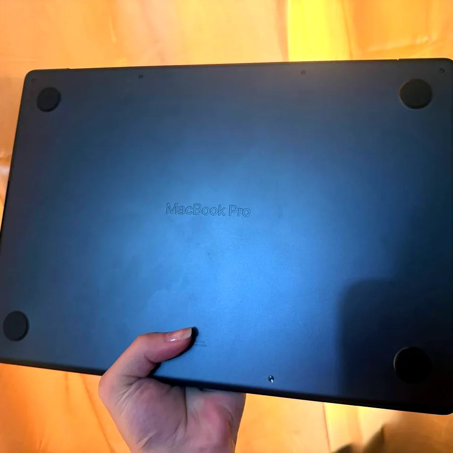 MacBook Pro 14″ M4, 16GB, 512GB, Space Black
