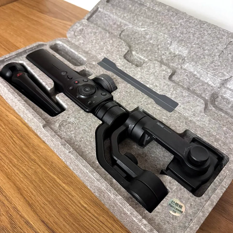 Стабилизатор Zhiyun Smooth 4