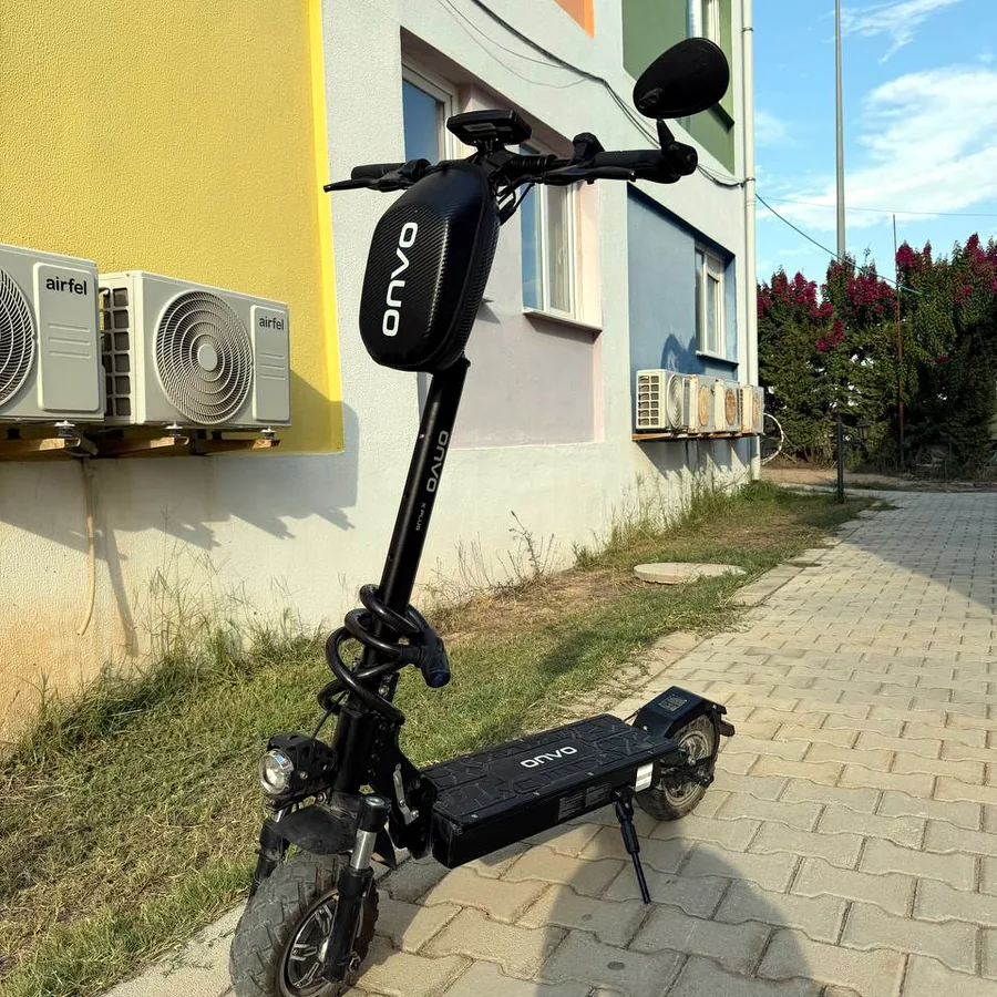 Электросамокат Onvo 13X Plus, пробег 1900 км